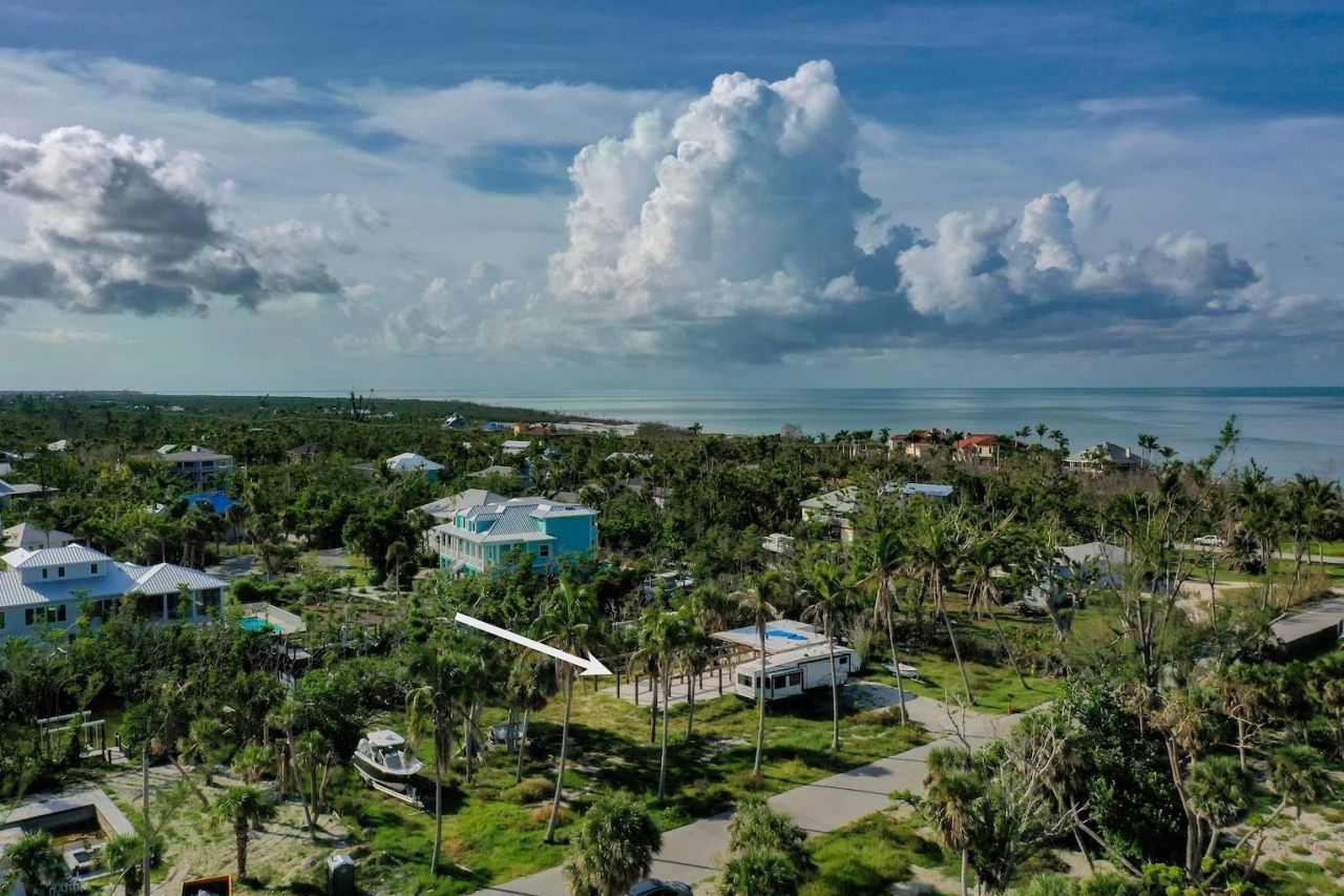 2490 Coconut Dr, Sanibel, FL 33957 Photo