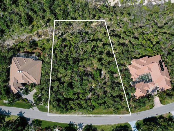 2348 Wulfert Rd, Sanibel, FL 33957