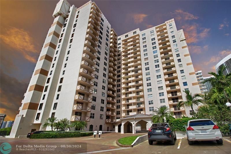 1865 S Ocean Dr, Unit 6C, Hallandale Beach, FL 33009 Photo