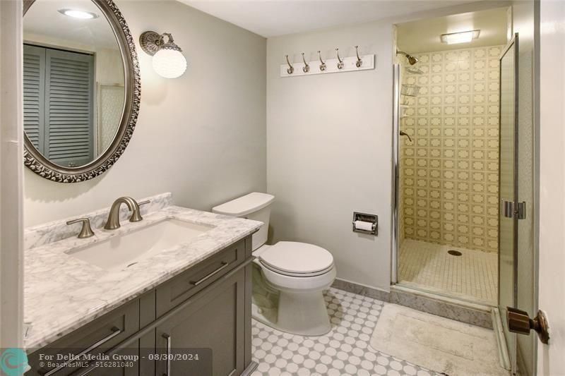 1865 S Ocean Dr, Unit 6C, Hallandale Beach, FL 33009 Photo