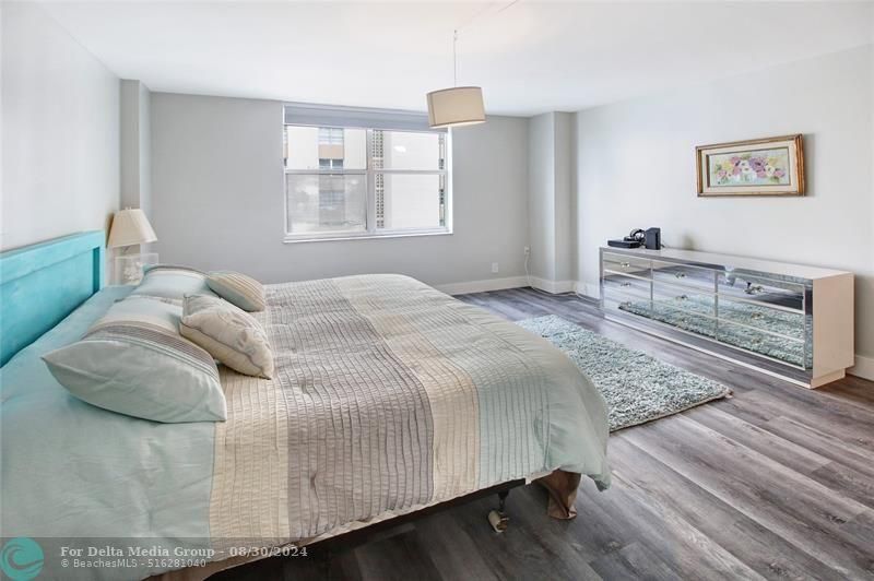 1865 S Ocean Dr, Unit 6C, Hallandale Beach, FL 33009 Photo