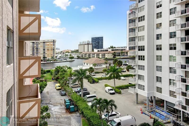 1865 S Ocean Dr, Unit 6C, Hallandale Beach, FL 33009 Photo