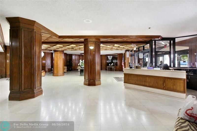 1865 S Ocean Dr, Unit 6C, Hallandale Beach, FL 33009 Photo