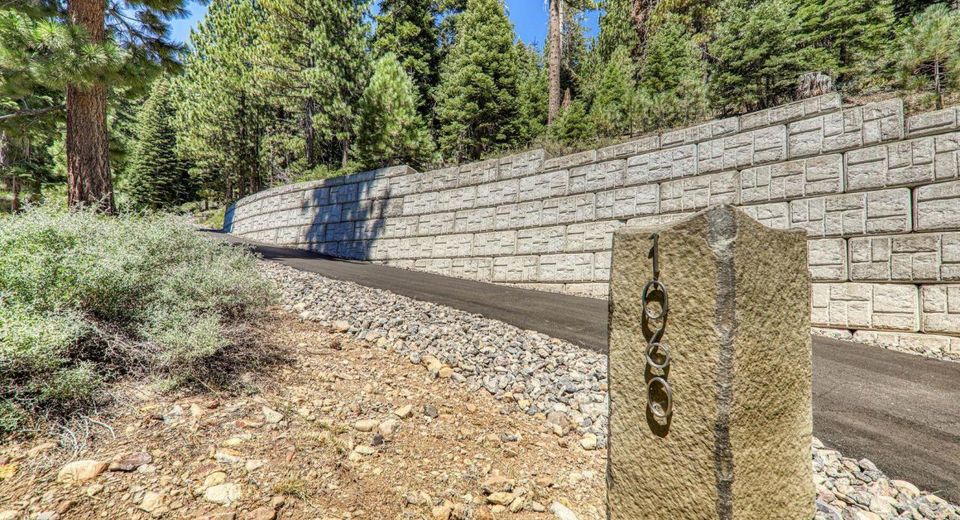 1060 Sandy Way, Olympic Valley, CA 96146 Photo