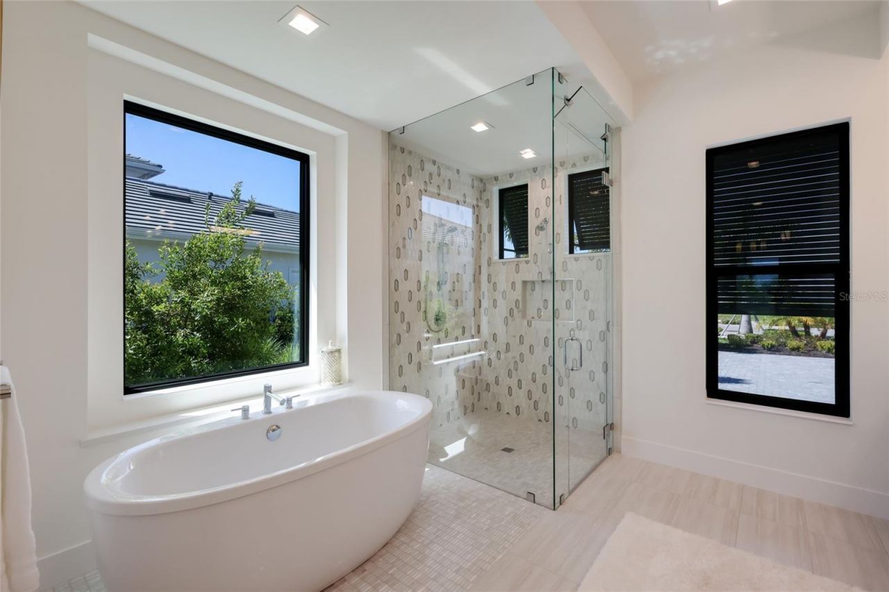 1107 Blue Shell Loop, Sarasota, FL 34240 Photo