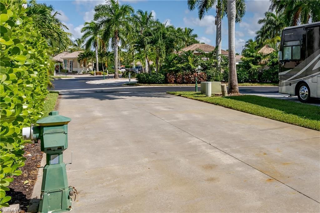 13491 Snook Cir, Naples, FL 34114 Photo