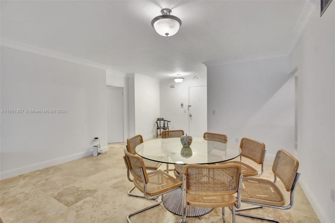 9801 Collins Ave, Unit 3T, Bal Harbour, FL 33154 Photo