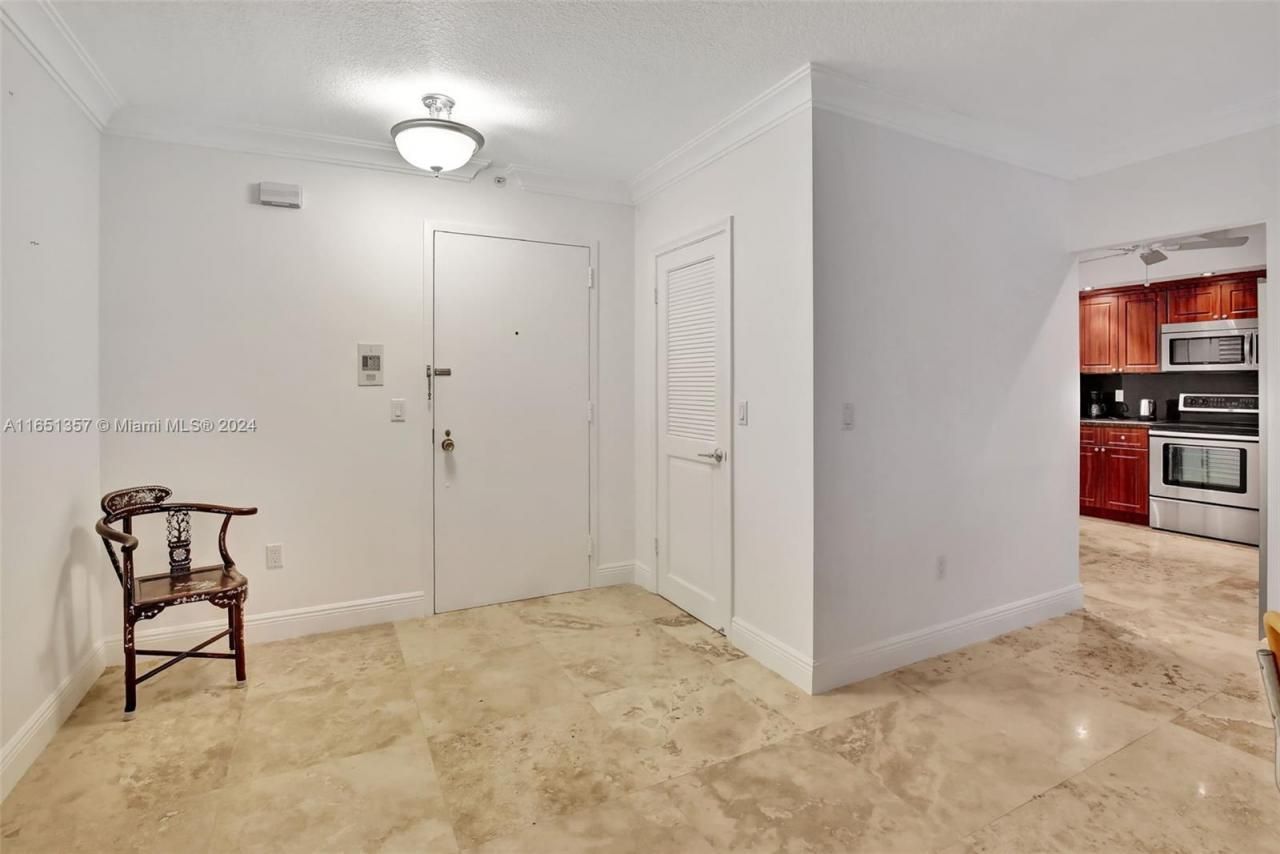 9801 Collins Ave, Unit 3T, Bal Harbour, FL 33154 Photo