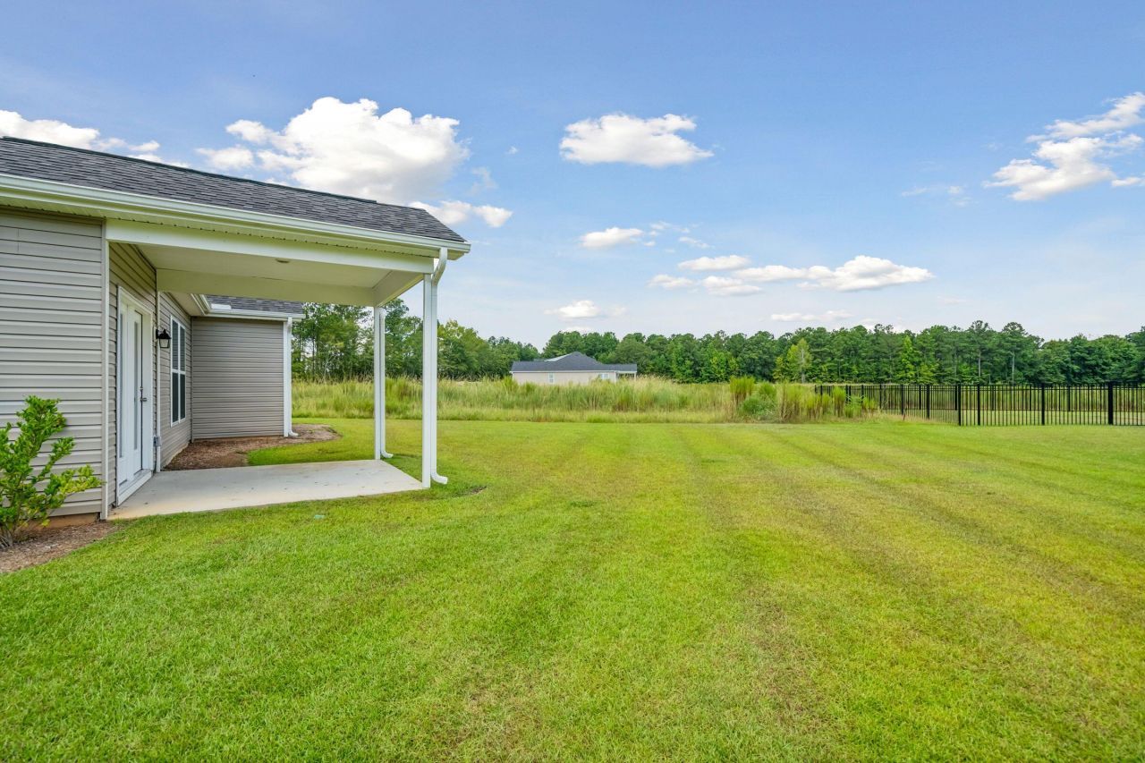 1621 Old River Road Photo 6