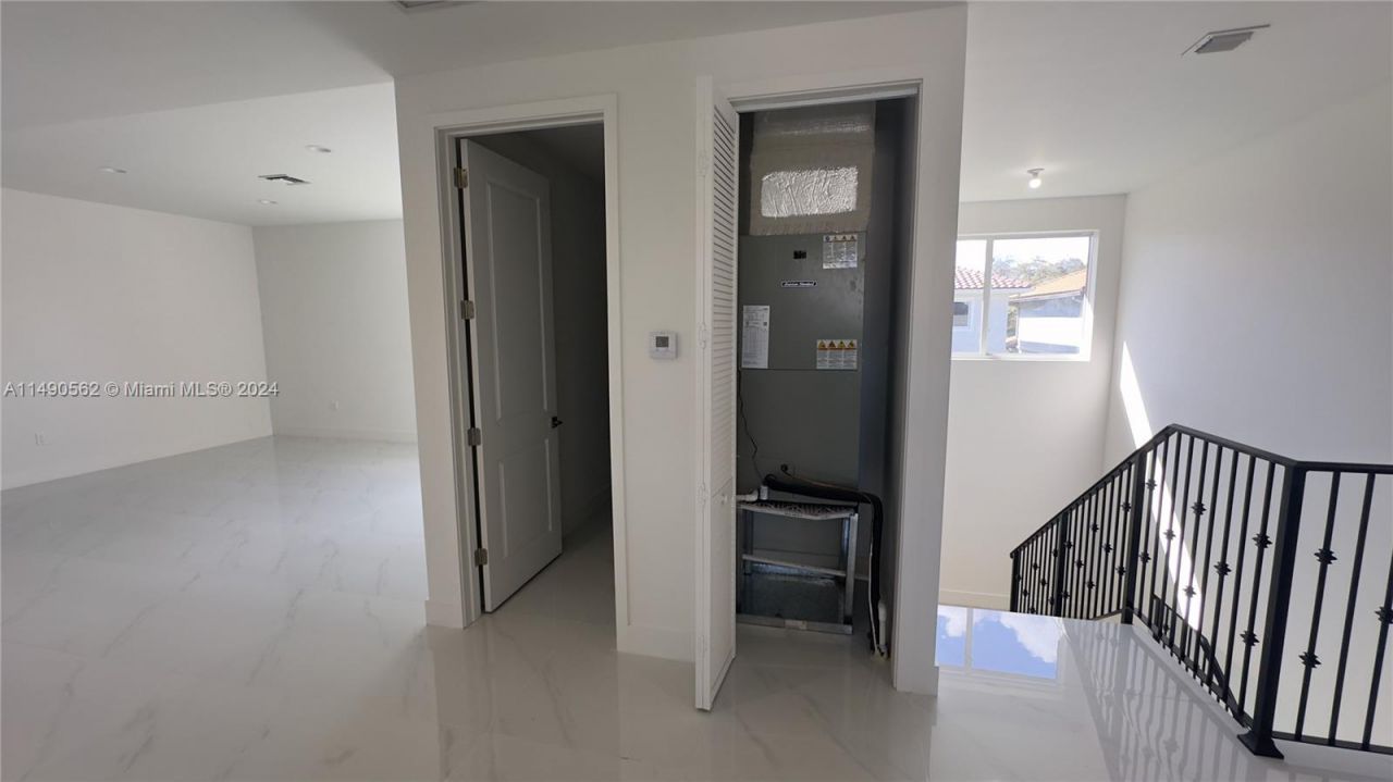 3562 Forest View Cir, Dania Beach, FL 33312 Photo