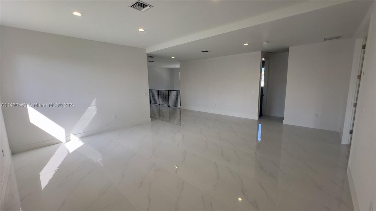 3562 Forest View Cir, Dania Beach, FL 33312 Photo