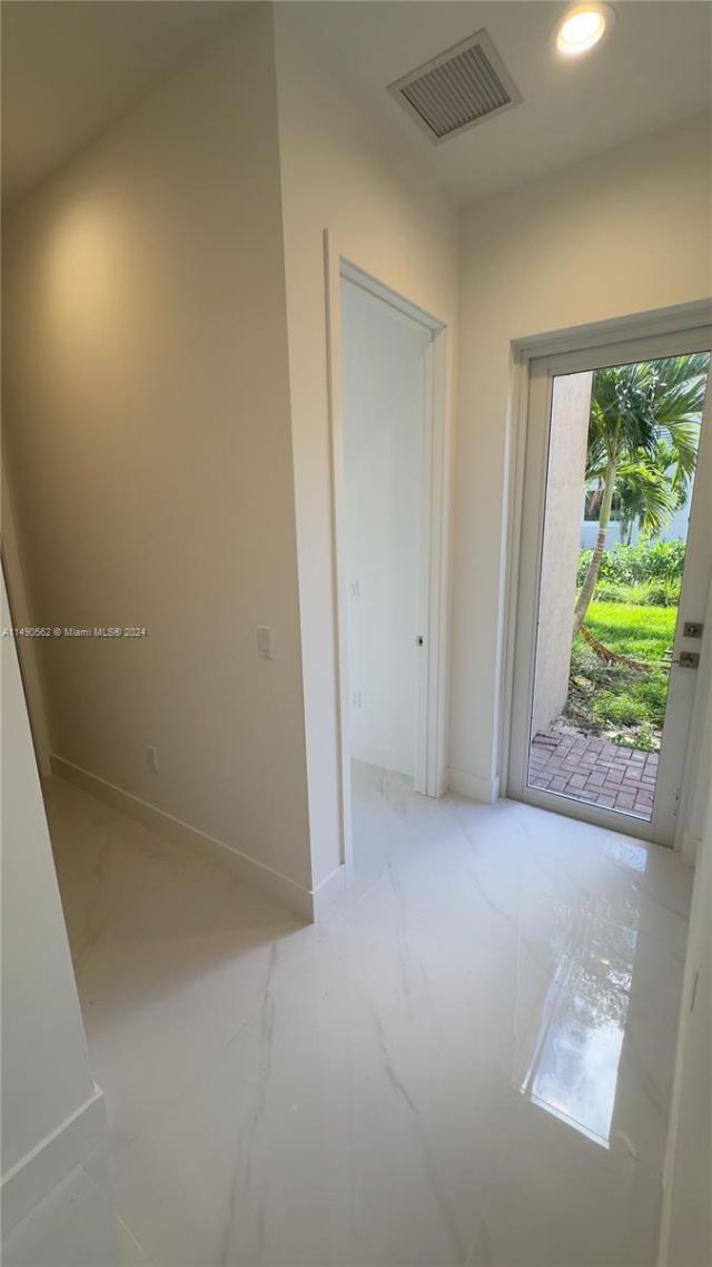 3562 Forest View Cir, Dania Beach, FL 33312 Photo