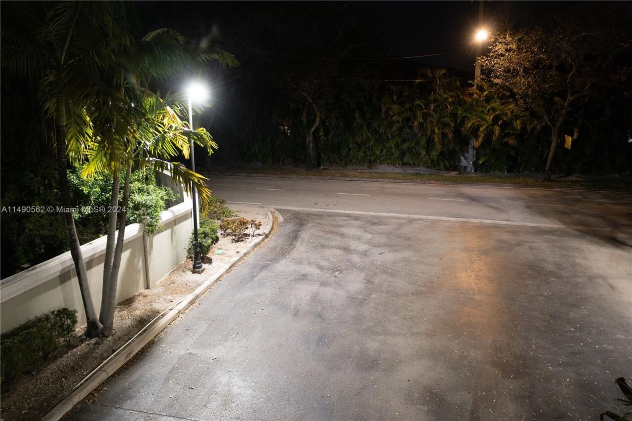 3562 Forest View Cir, Dania Beach, FL 33312 Photo