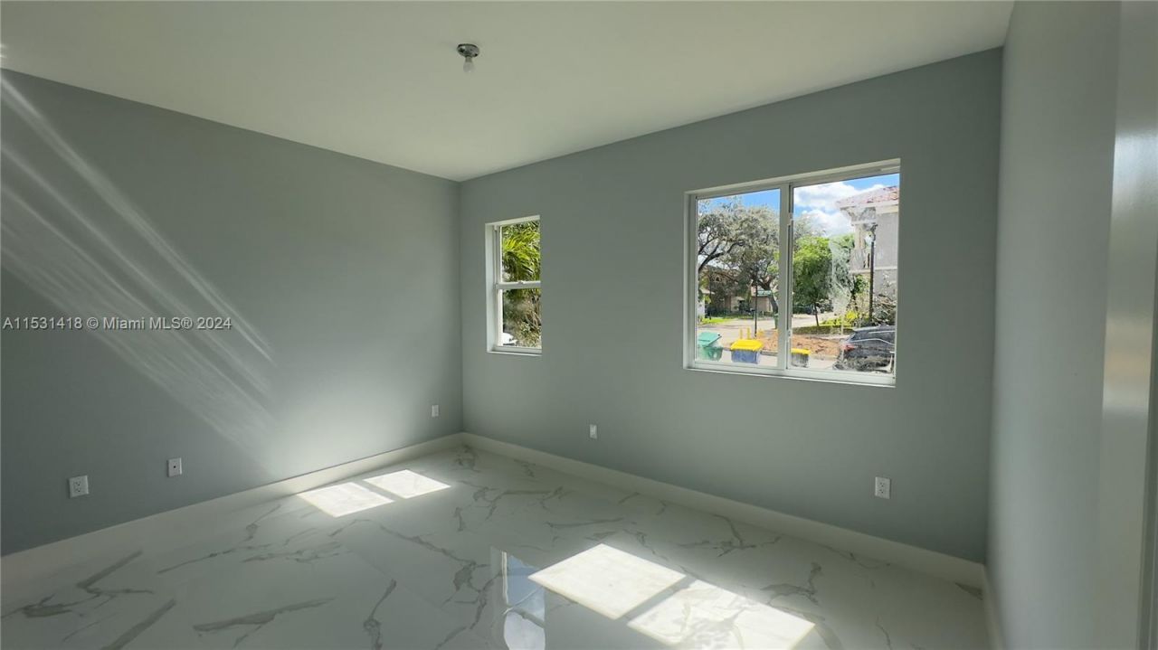 3523 Forest View Cir, Dania Beach, FL 33312 Photo