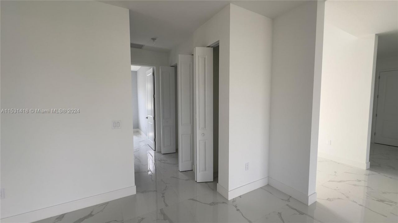 3523 Forest View Cir, Dania Beach, FL 33312 Photo