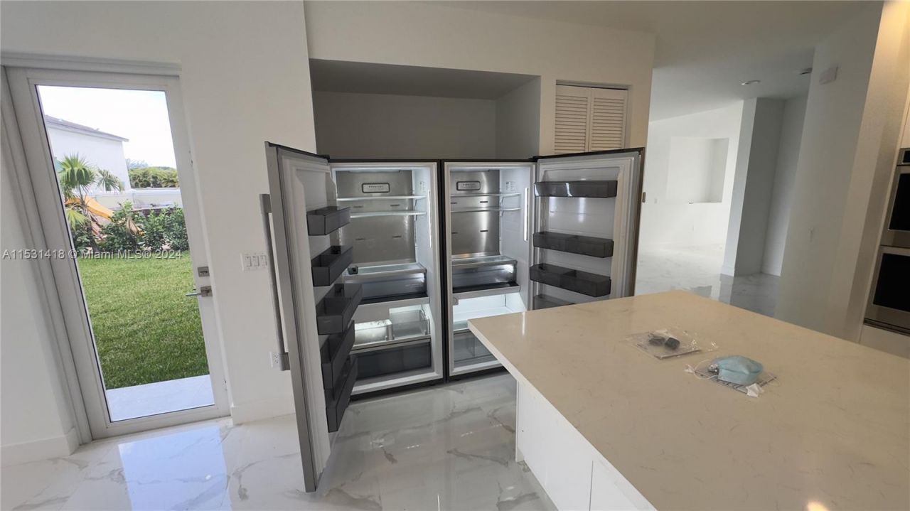 3523 Forest View Cir, Dania Beach, FL 33312 Photo