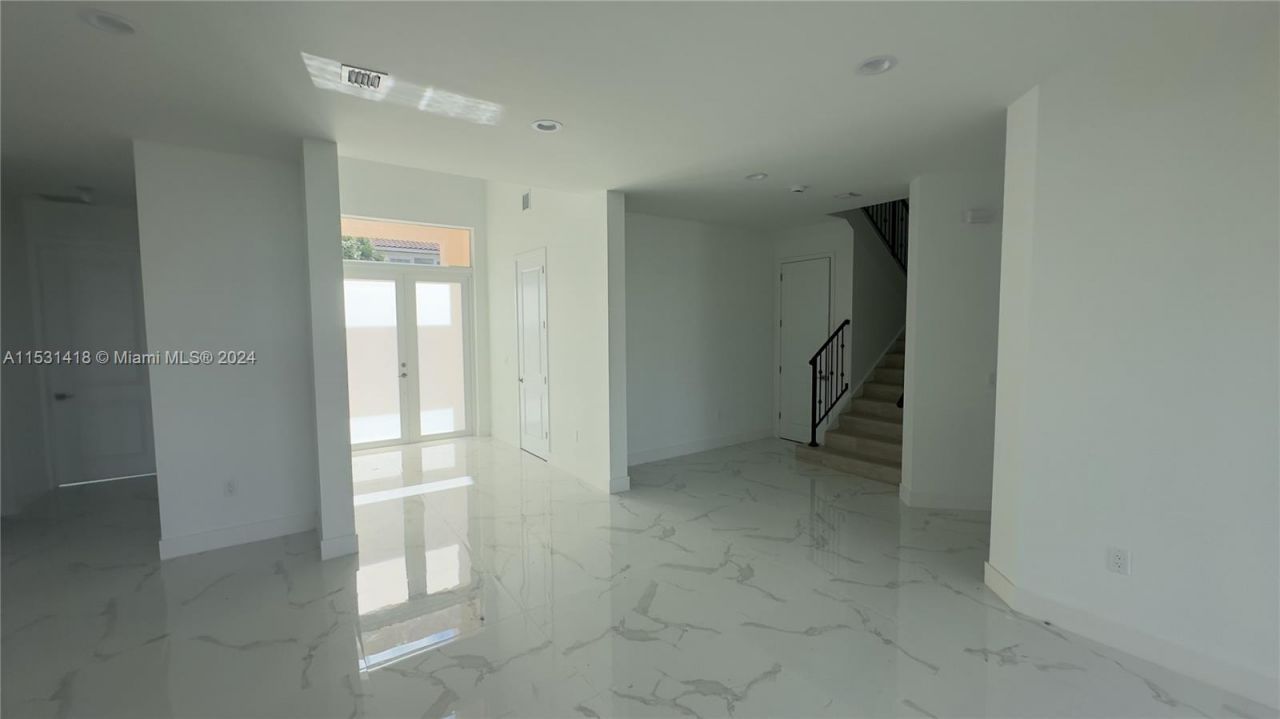 3523 Forest View Cir, Dania Beach, FL 33312 Photo