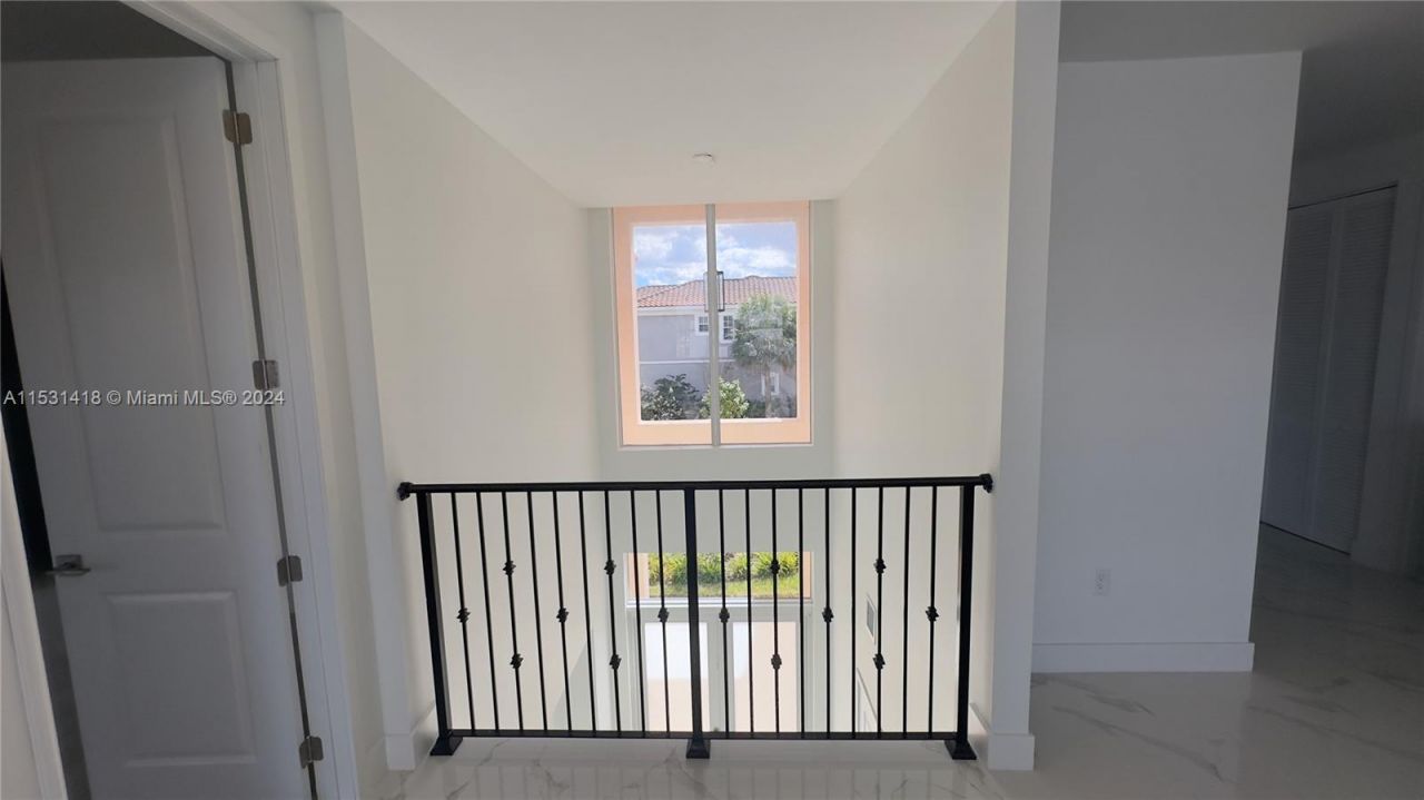 3523 Forest View Cir, Dania Beach, FL 33312 Photo