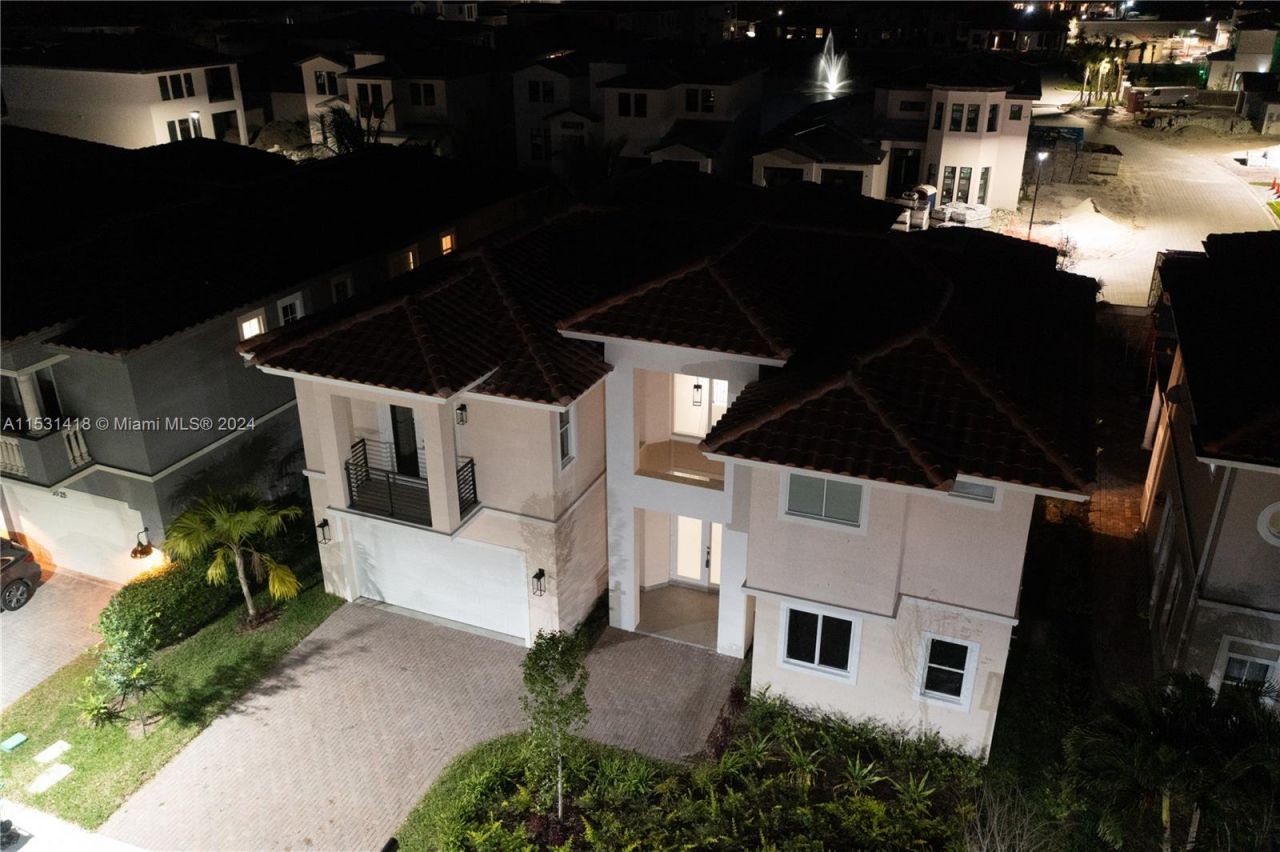 3523 Forest View Cir, Dania Beach, FL 33312 Photo