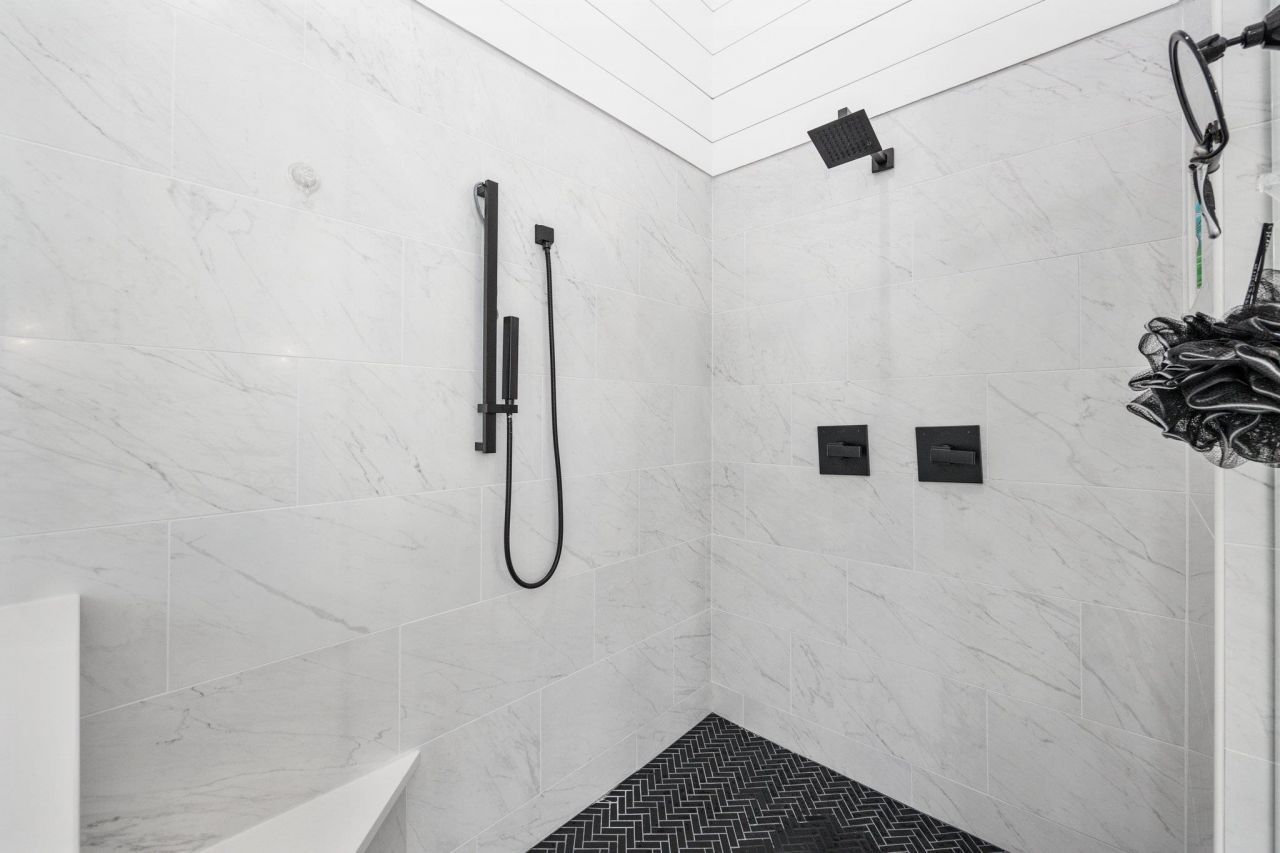 9318 Cove Dr. Photo 13