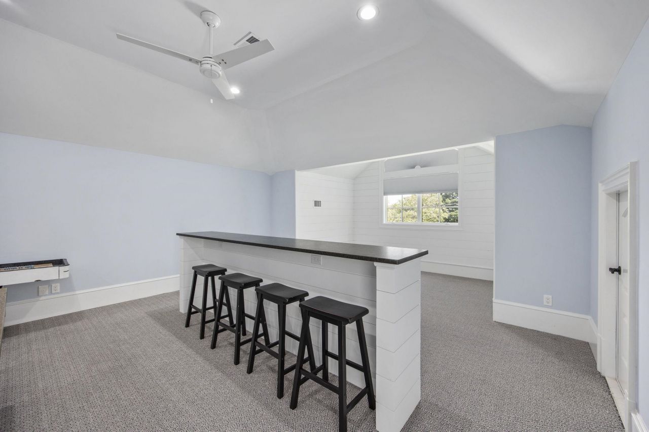 9318 Cove Dr. Photo 56