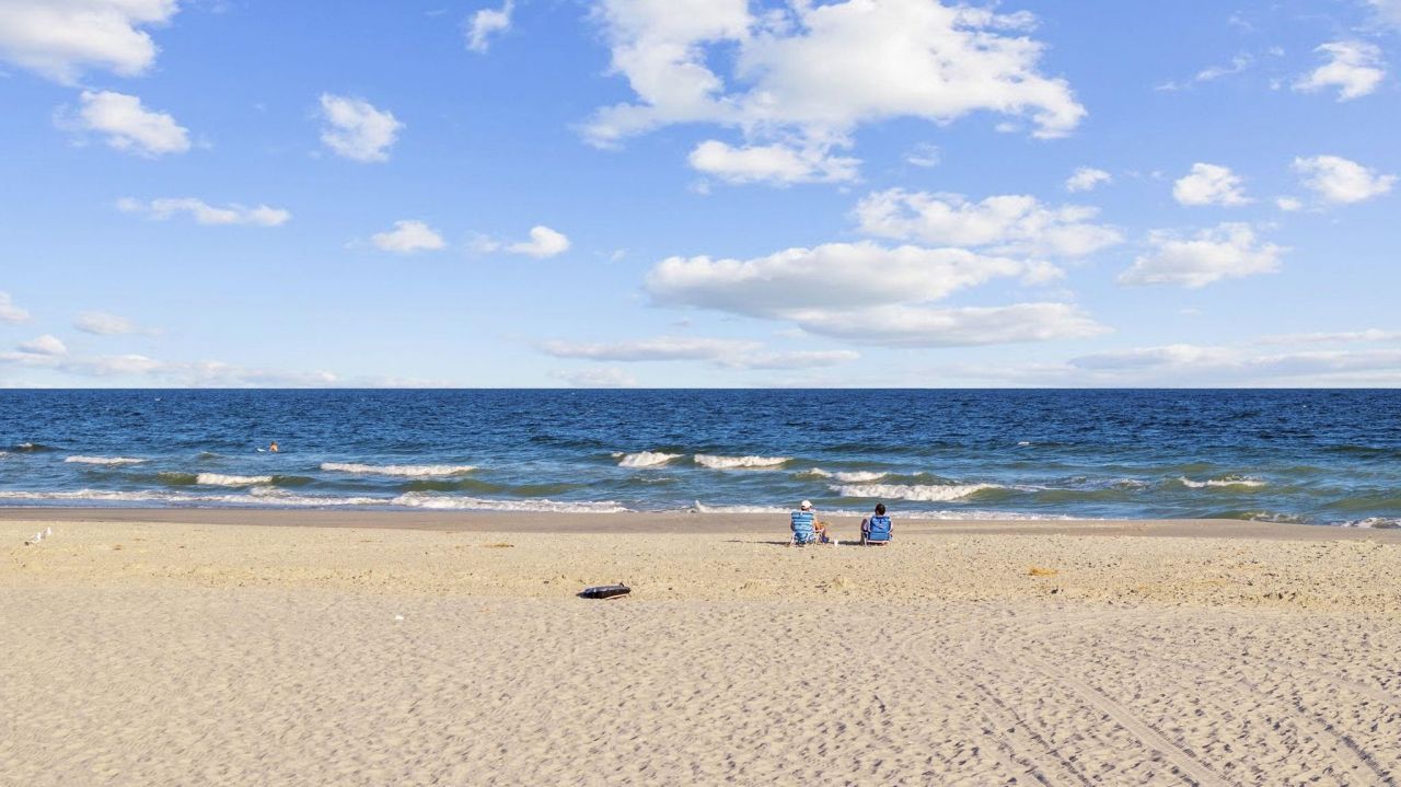 9318 Cove Dr. Photo 82