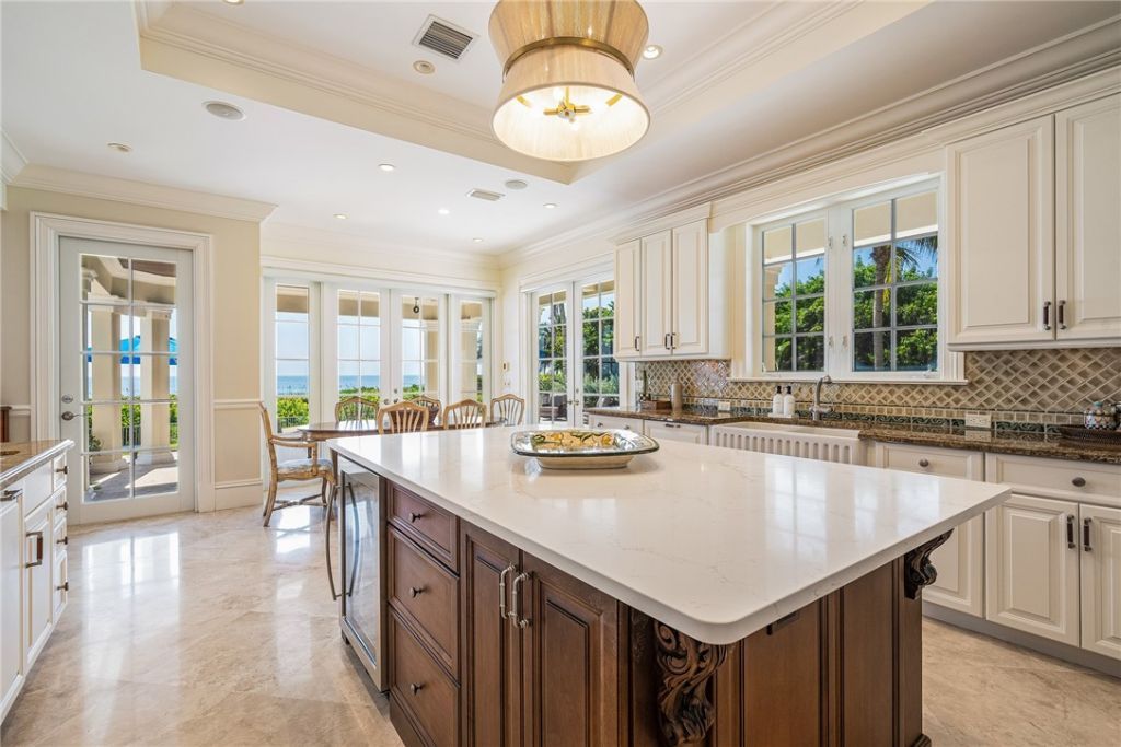 2265 & 2255 Seaside Street, Vero Beach, FL 32963 Photo