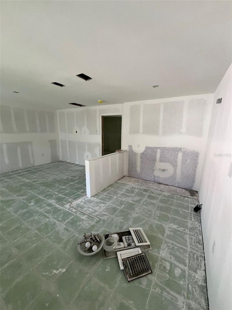 1603 Gulf Drive N, Unit 5, Bradenton Beach, FL 34217 Photo