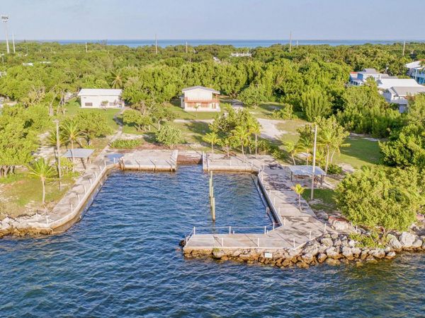 95325 Overseas Highway, KEY LARGO, FL 33037