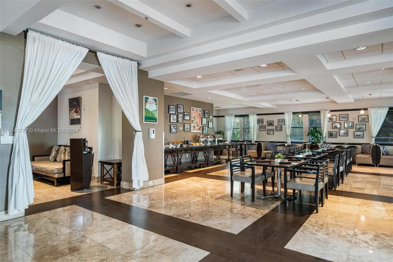 5300 NW 87th Ave, Unit 1308, Doral, FL 33178 Photo