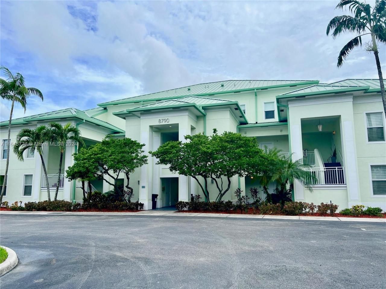 5300 NW 87th Ave, Unit 1308, Doral, FL 33178 Photo