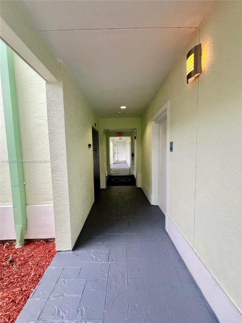 5300 NW 87th Ave, Unit 1308, Doral, FL 33178 Photo