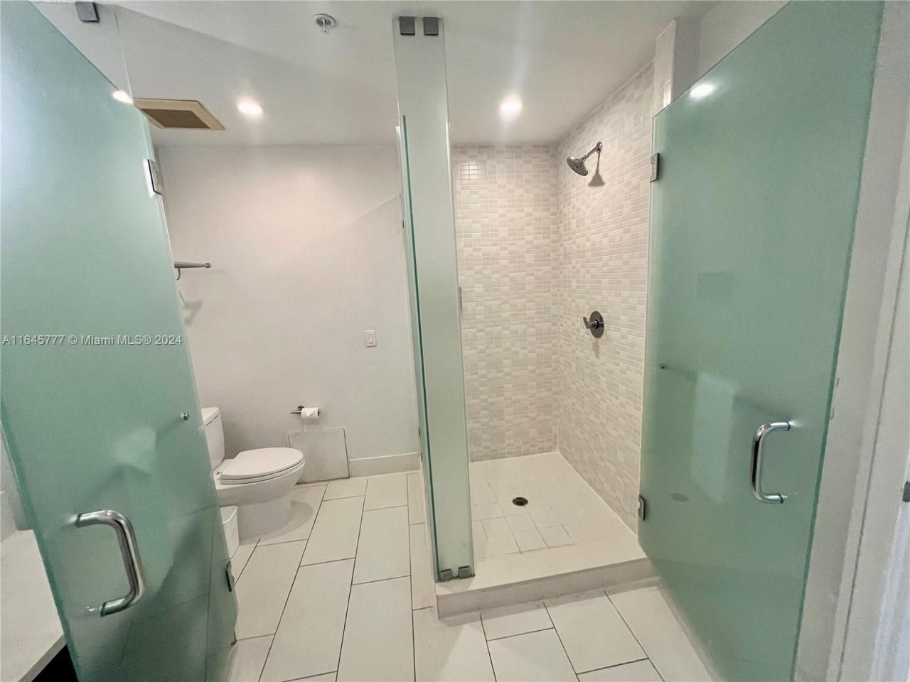 5300 NW 87th Ave, Unit 1308, Doral, FL 33178 Photo