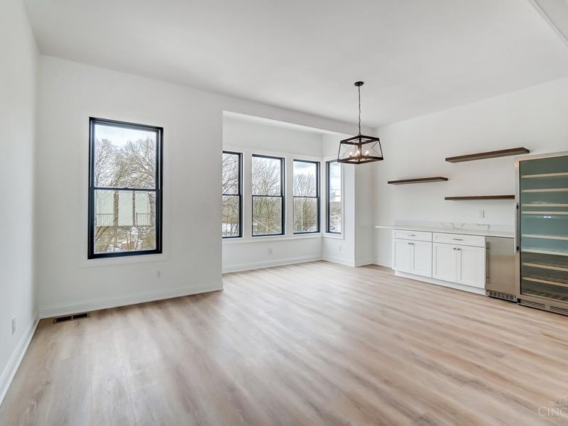 619 W Loveland Avenue, Loveland, OH 45140 Photo 24