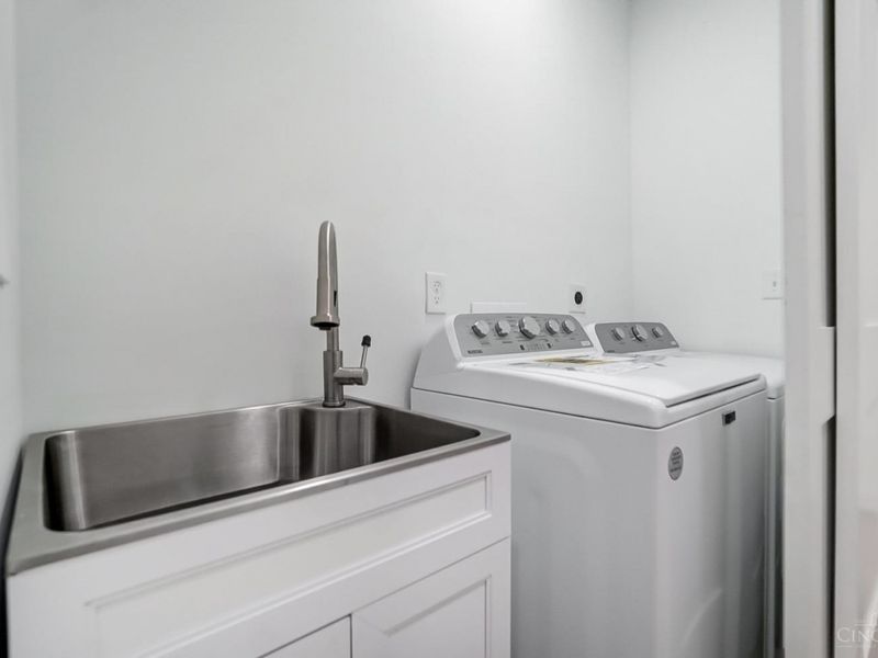 619 W Loveland Avenue, Loveland, OH 45140 Photo 36