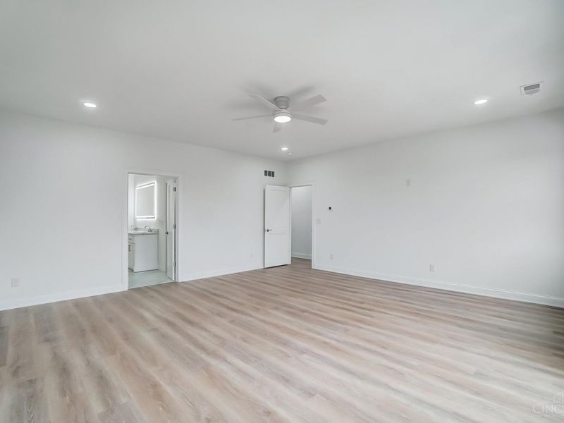 619 W Loveland Avenue, Loveland, OH 45140 Photo 39