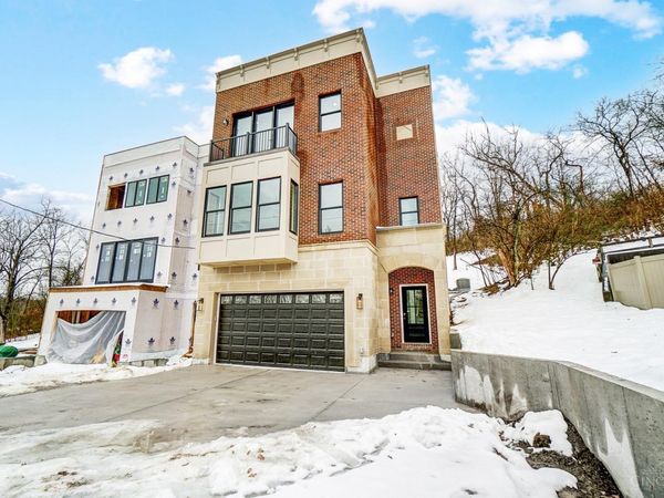 621 W Loveland Avenue, Loveland, OH 45140