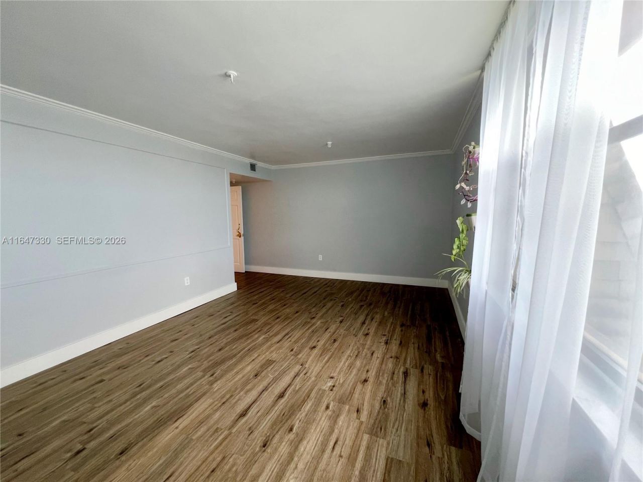 671 NE 195th St, Unit 425-E, Miami, FL 33179 Photo