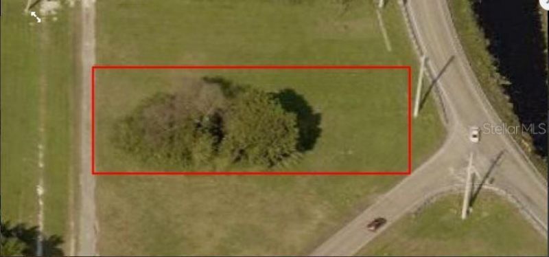 Rardin Avenue, Pahokee, FL 33476 Photo