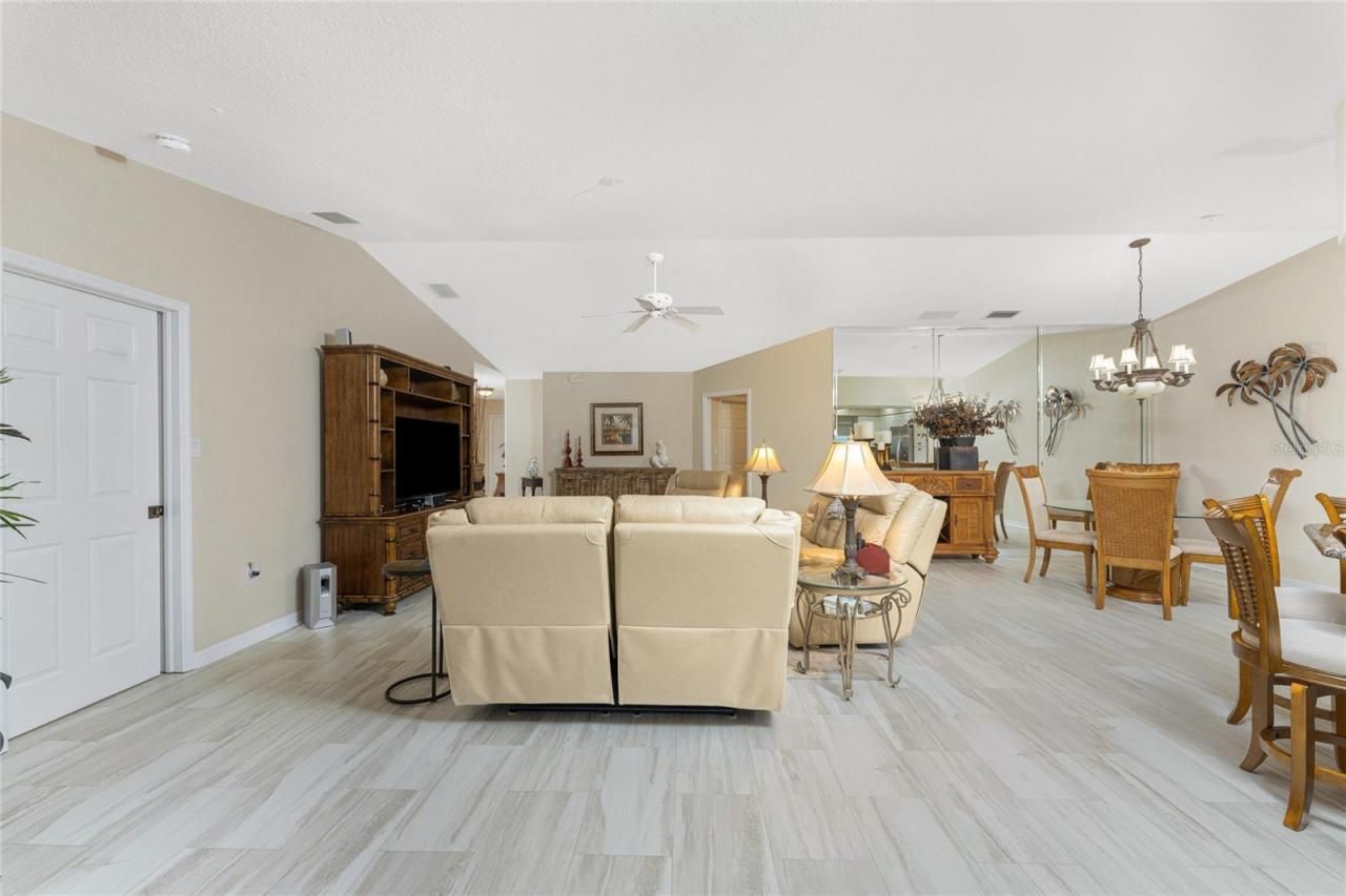 1250 W Marion Avenue, Unit 242, Punta Gorda, FL 33950 Photo