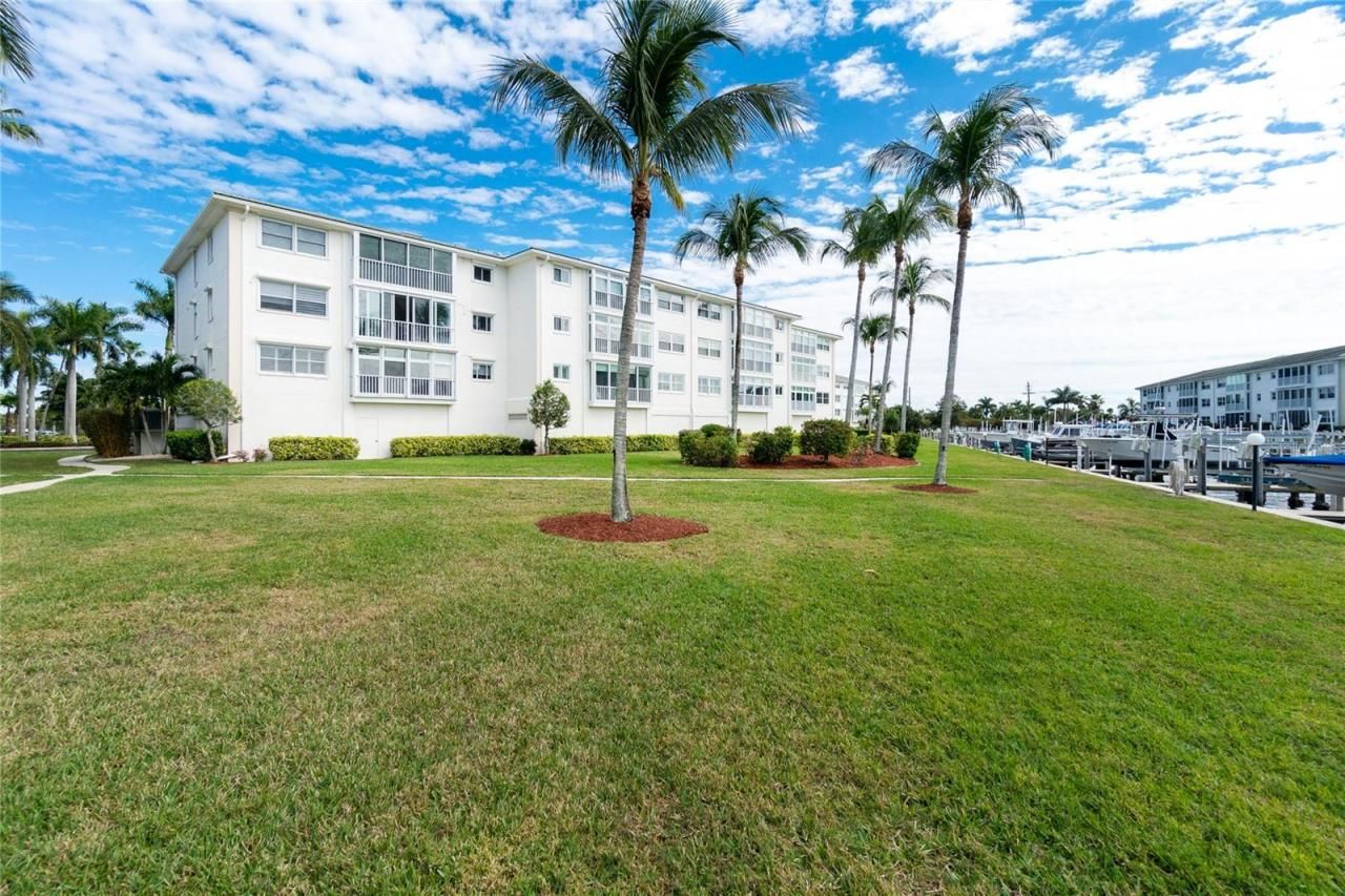 1250 W Marion Avenue, Unit 242, Punta Gorda, FL 33950 Photo