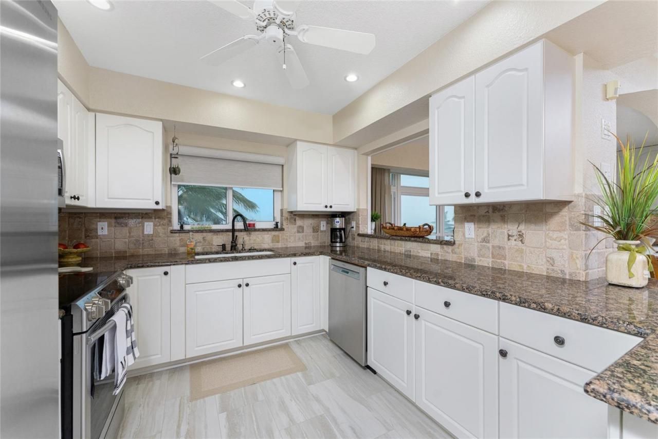 1250 W Marion Avenue, Unit 242, Punta Gorda, FL 33950 Photo