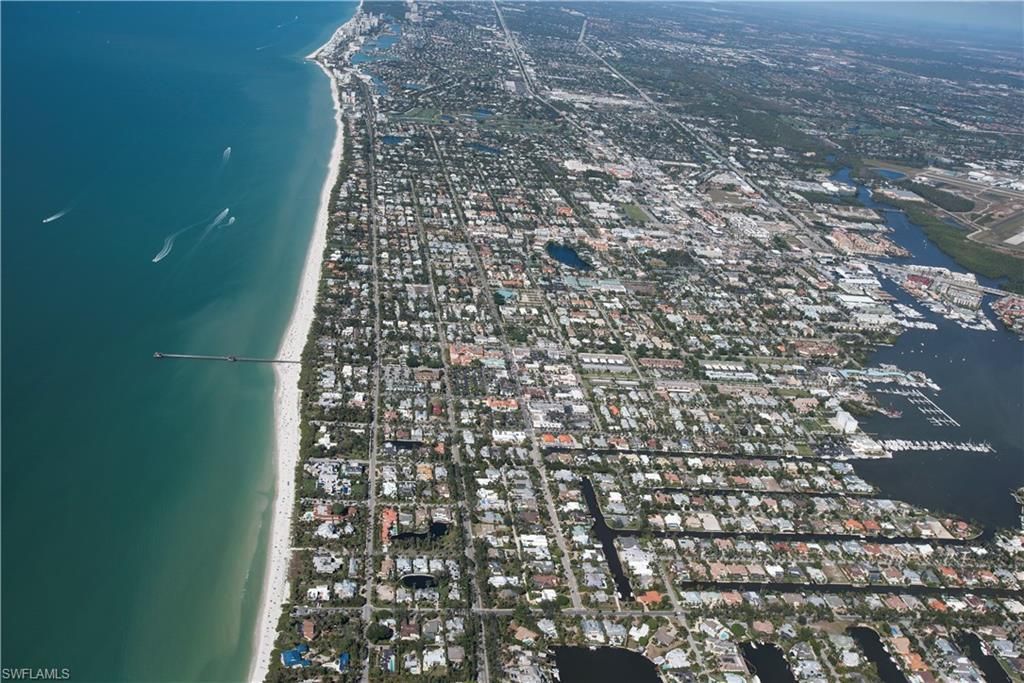 2364 Tamiami Trl E, Naples, FL 34112 Photo