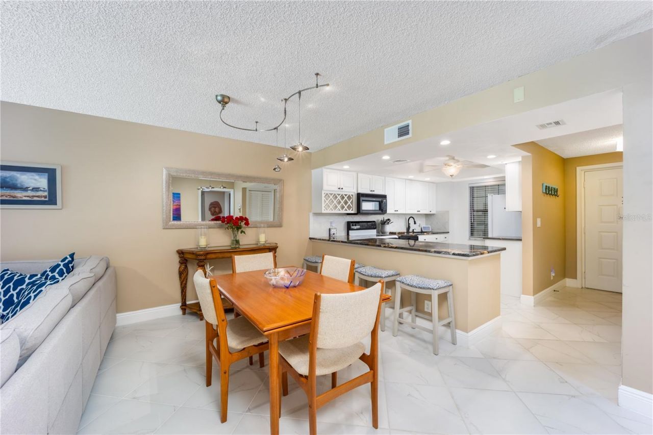 3100 SE Pruitt Road, Unit B102, Port Saint Lucie, FL 34952 Photo