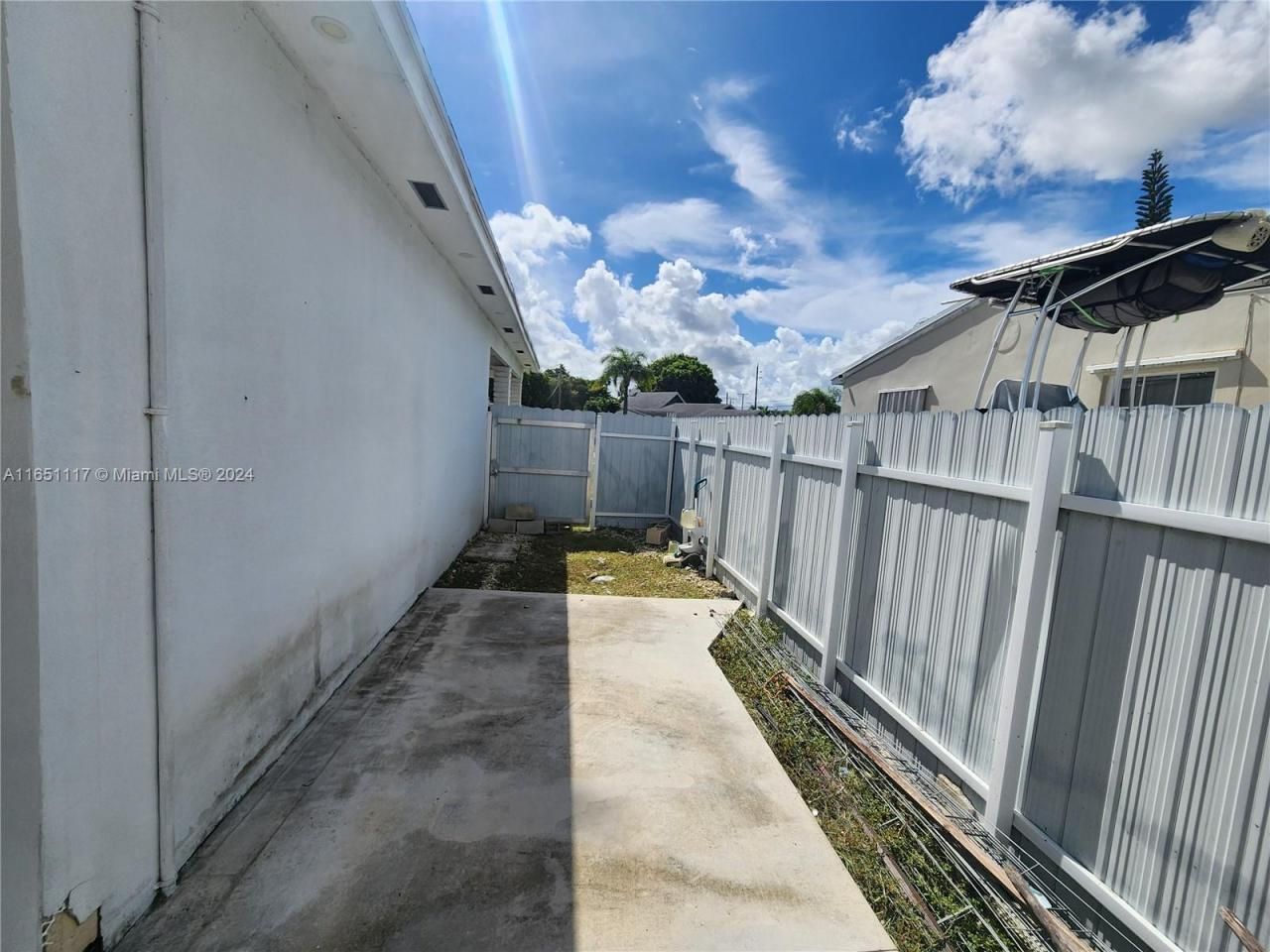 1025 NE 13th Ave, Homestead, FL 33033 Photo