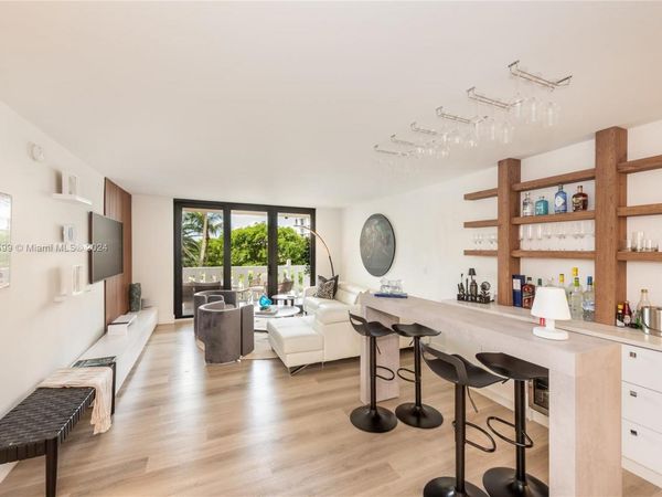 1111 Crandon Blvd, Unit A306, Key Biscayne, FL 33149