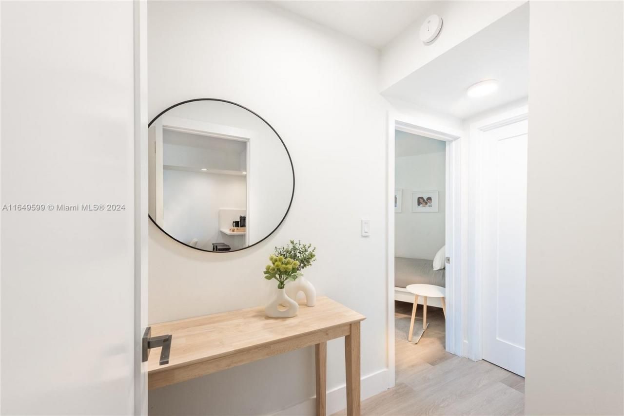 1111 Crandon Blvd, Unit A306, Key Biscayne, FL 33149 Photo