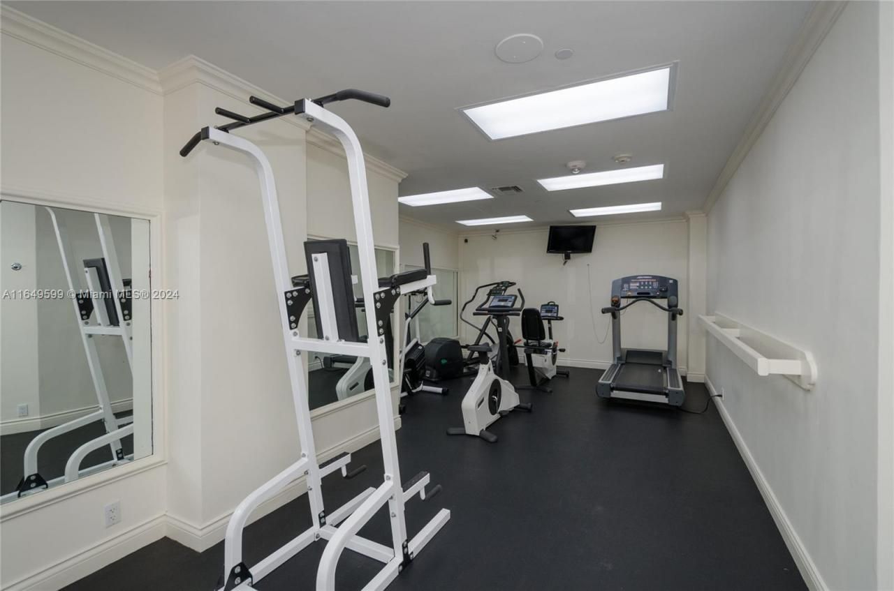 1111 Crandon Blvd, Unit A306, Key Biscayne, FL 33149 Photo