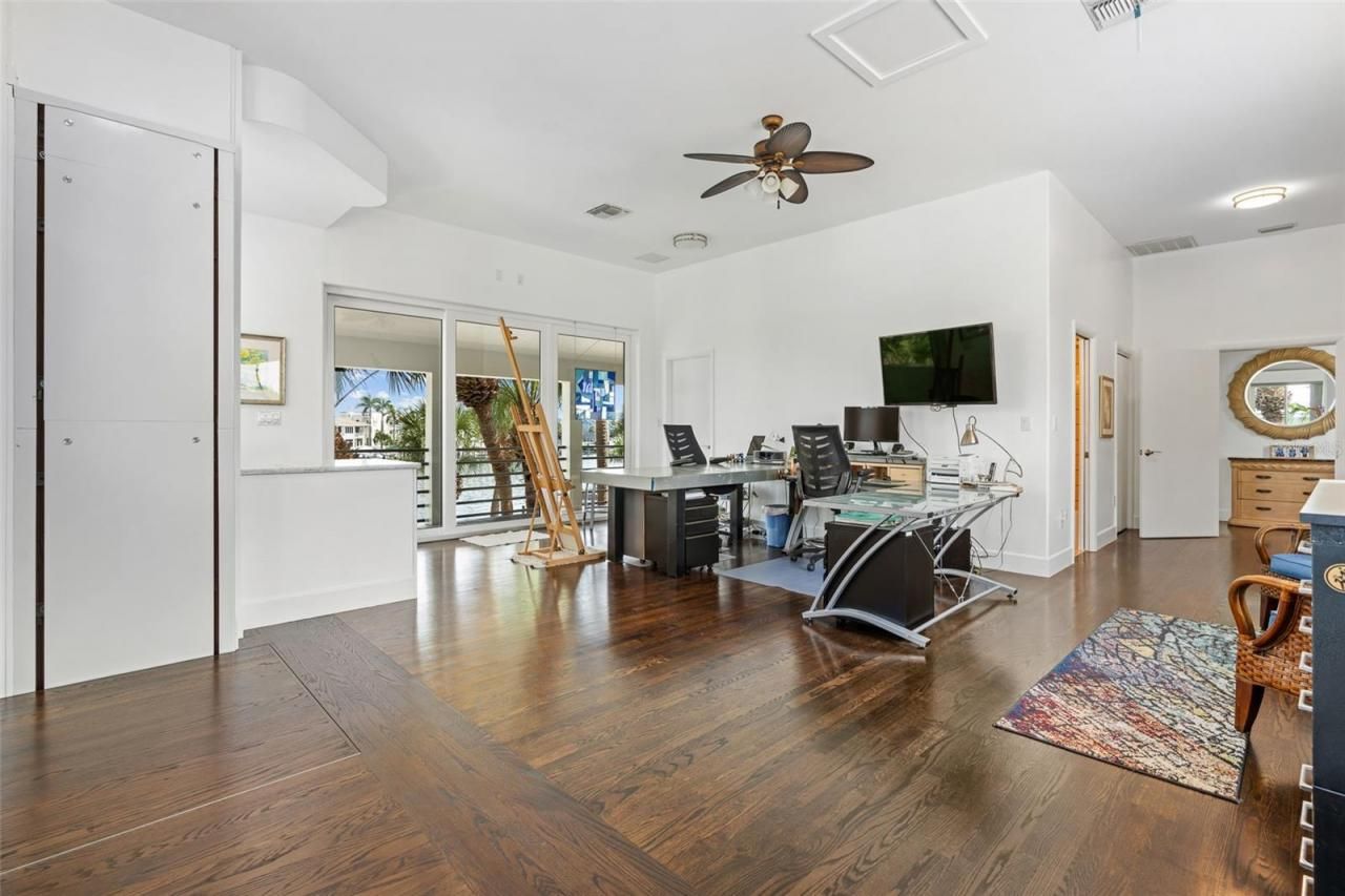 833 Ponce De Leon Drive, Tierra Verde, FL 33715 Photo