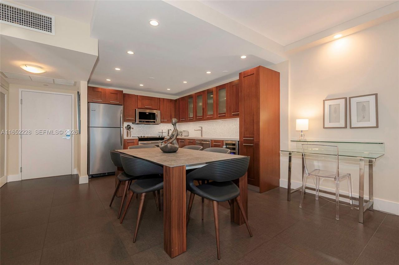 2301 Collins Ave, Unit 1216, Miami Beach, FL 33139 Photo